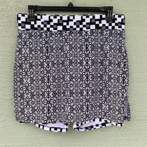 Skort Obsession Women's 2XL Black Geometric Paperbag Skort Casual
